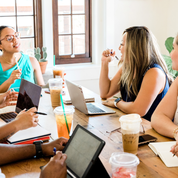 Is Bootstrapping Right for Your Business? Evaluating the Pros and Cons